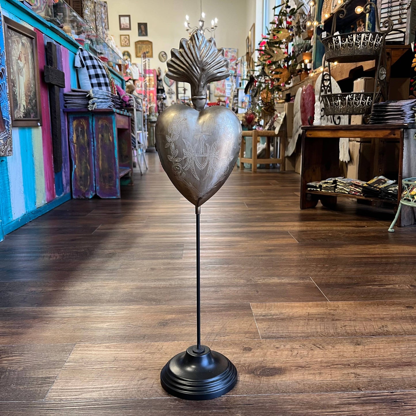 Standing Sacred Heart Box (Large)